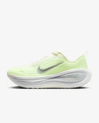 Nike Vomero Plus (W)