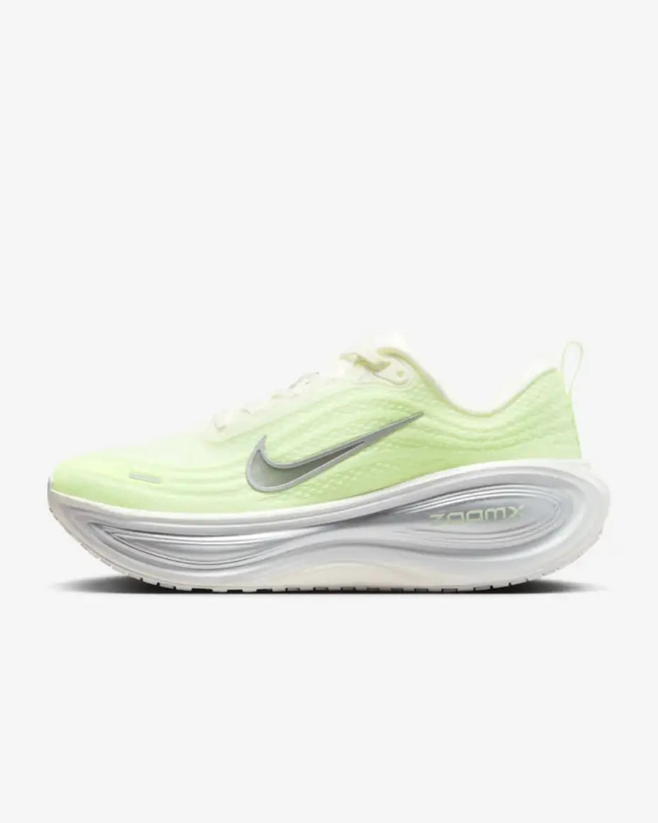 Nike Vomero Plus (W)