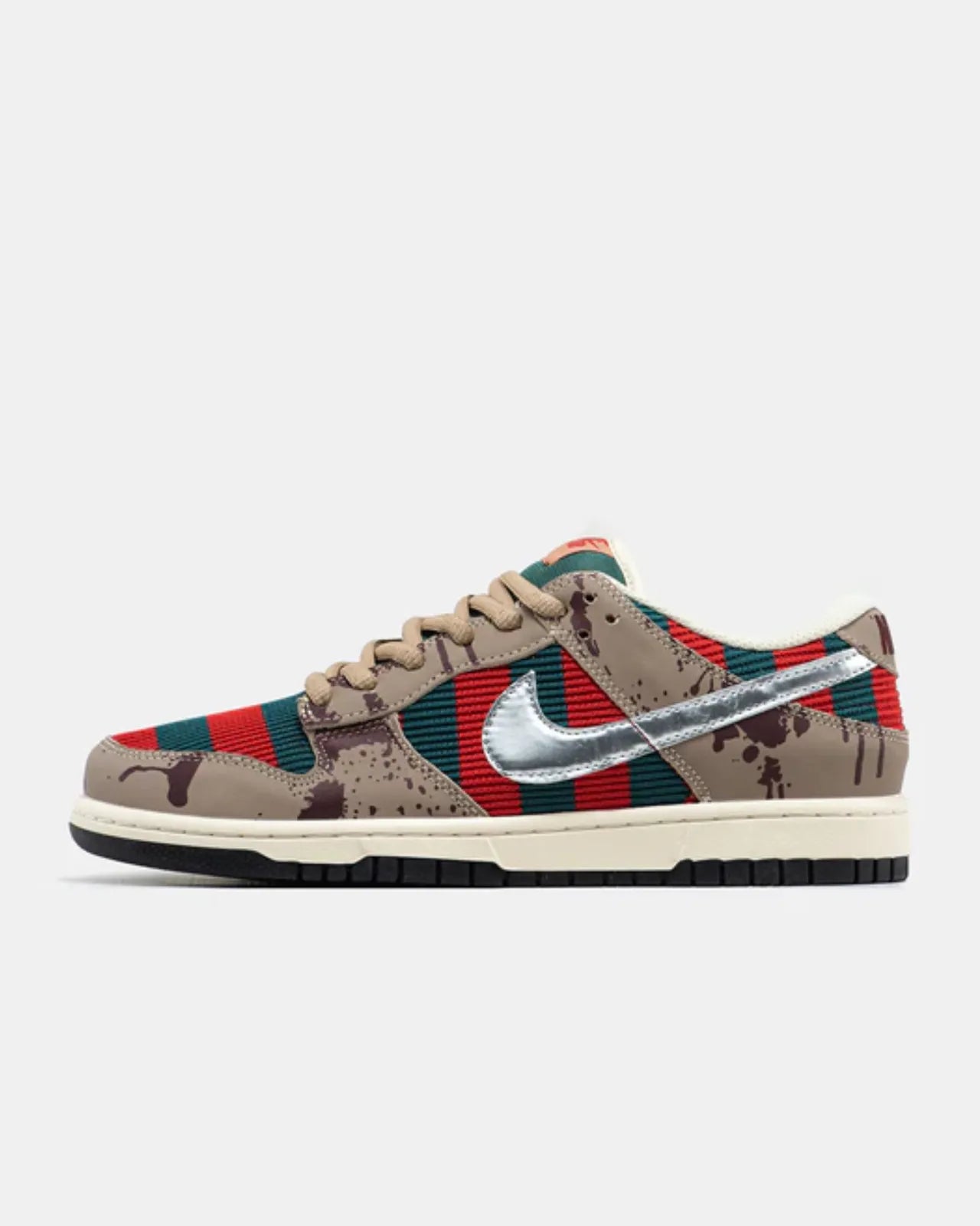 Nike SB Dunk Low Freddy Krueger (W)