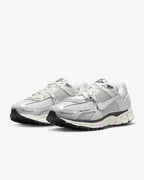 Nike Zoom Vomero 5 Plata (W)