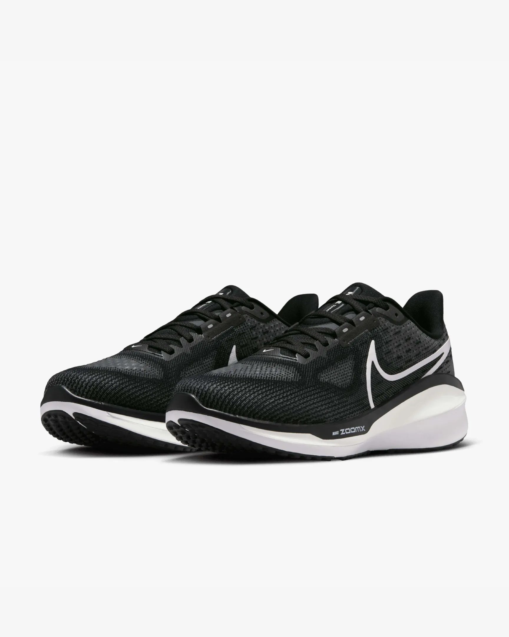 Nike Vomero 17