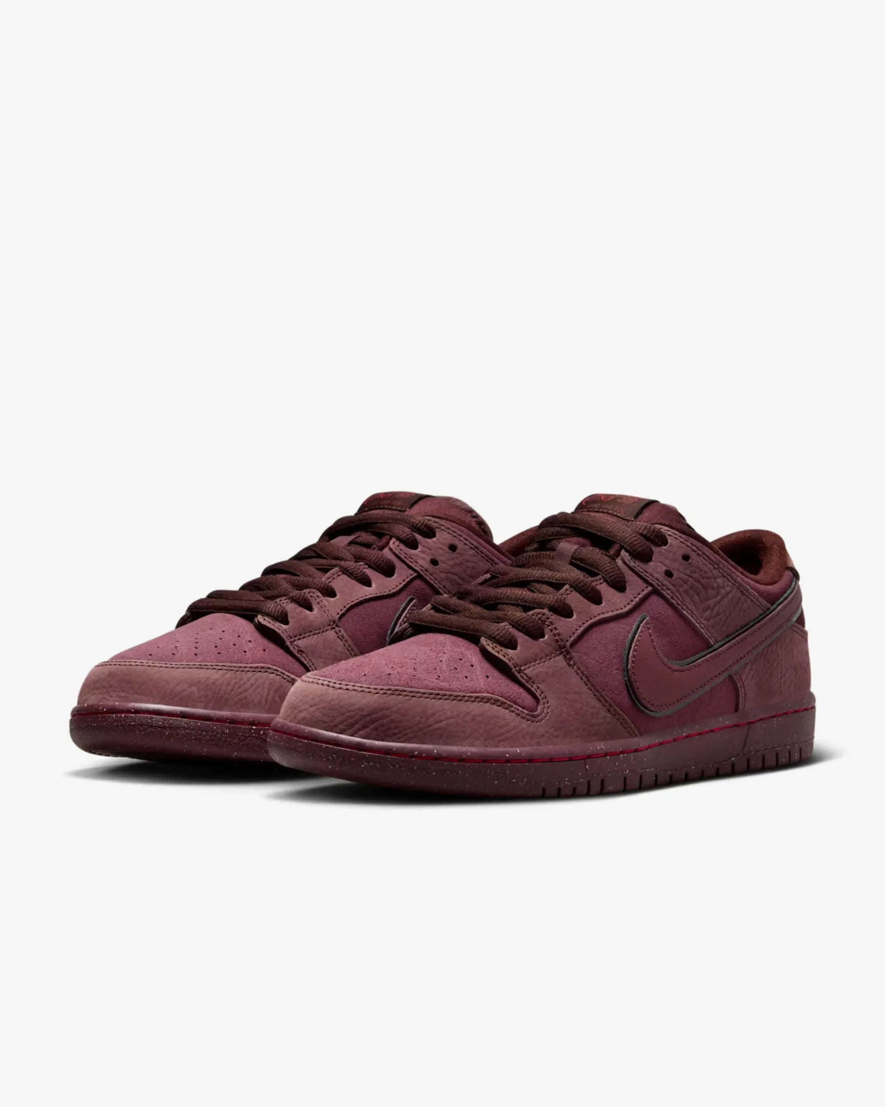 Nike SB Dunk Low
