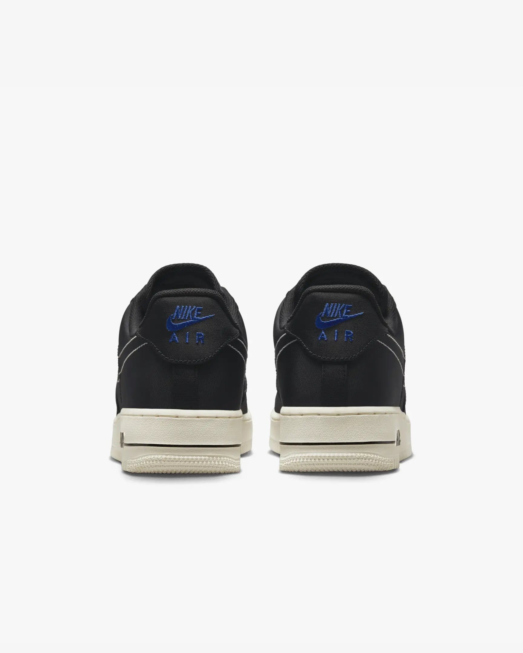 Nike Air Force 1 07 LV8