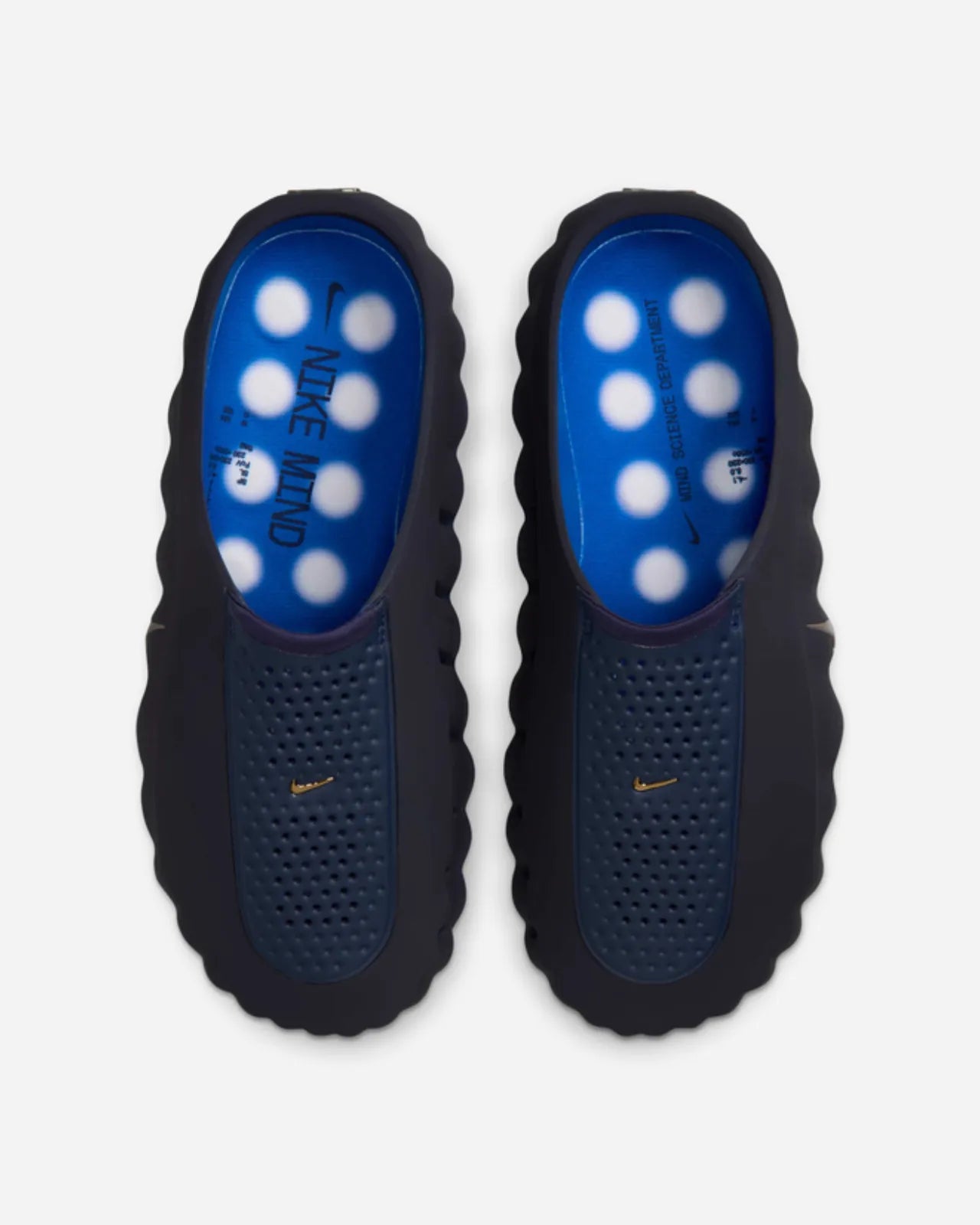 Nike Mind 001