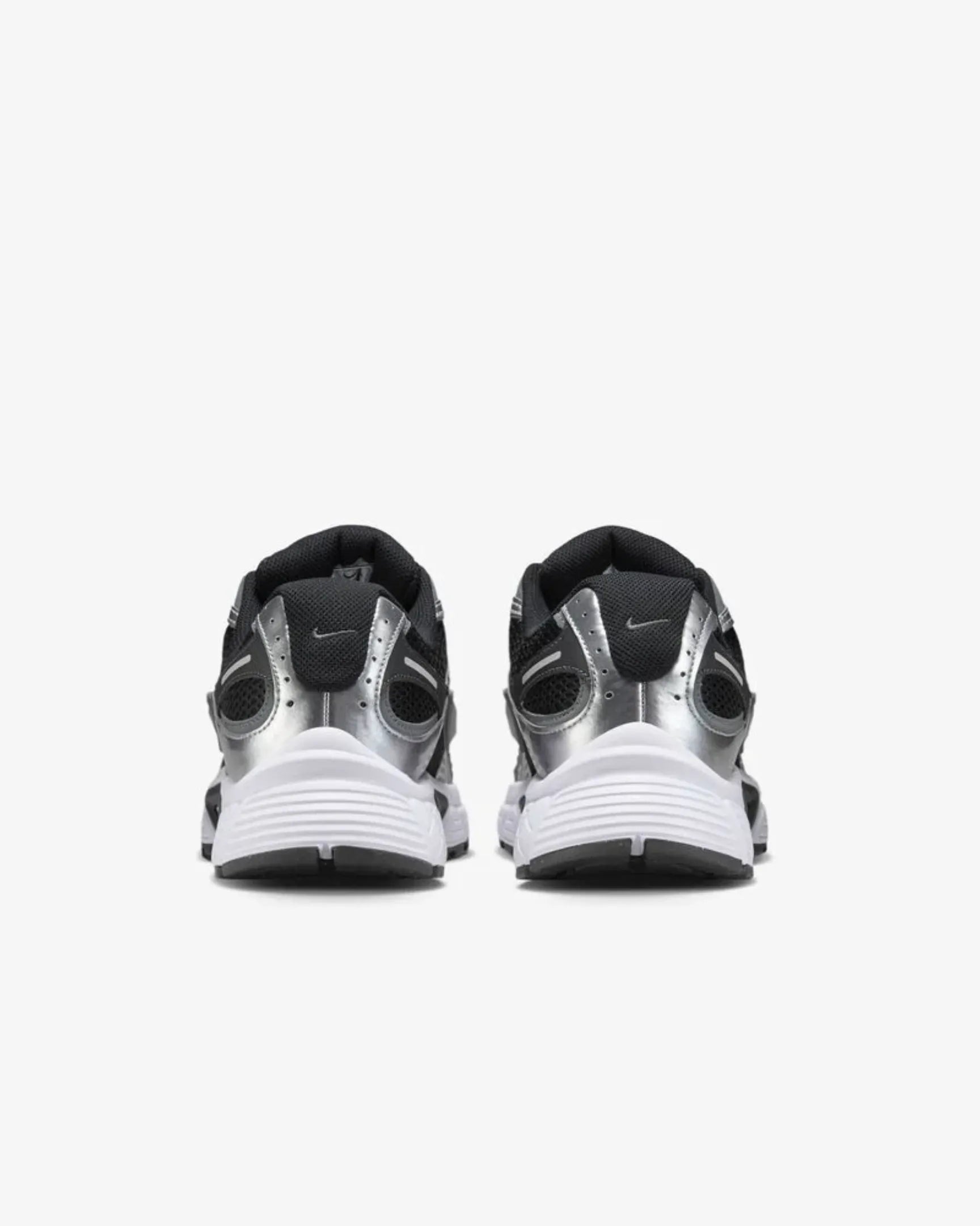 Nike V5 RNR (W)