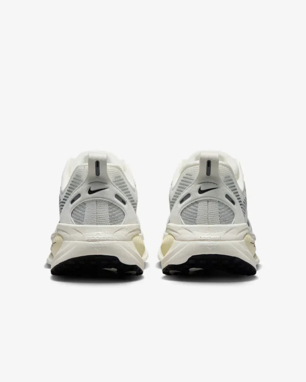 Nike Vomero 18