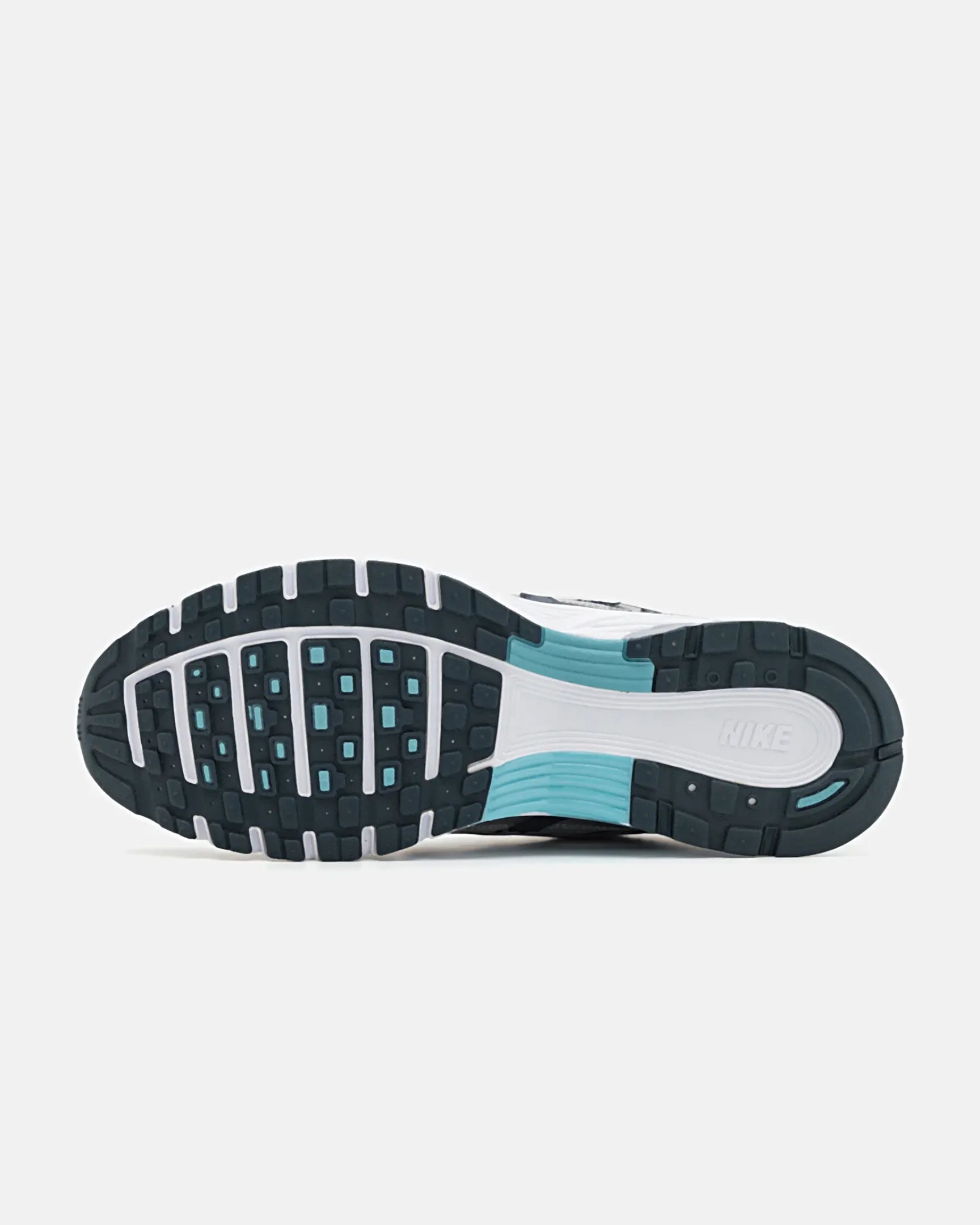 Nike P 6000