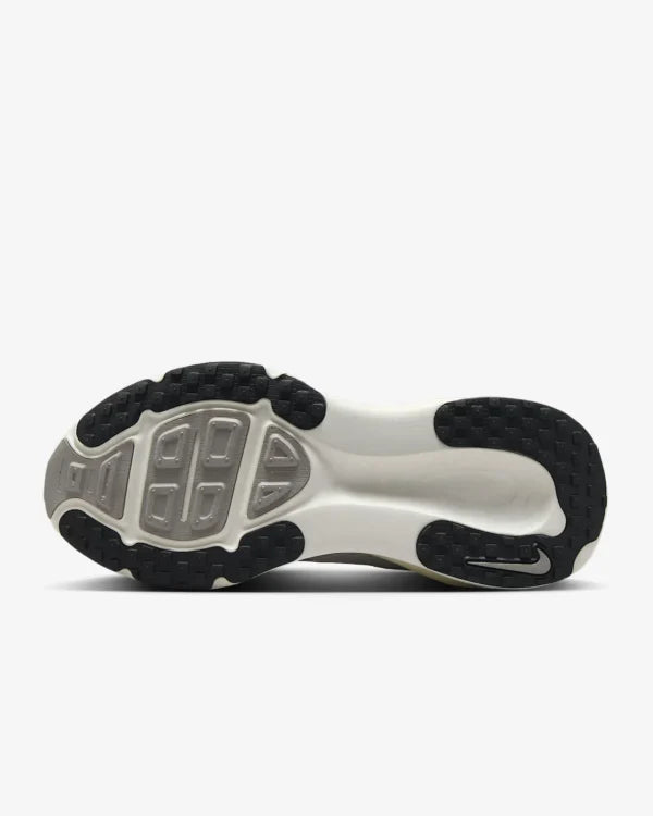 Nike Vomero 18